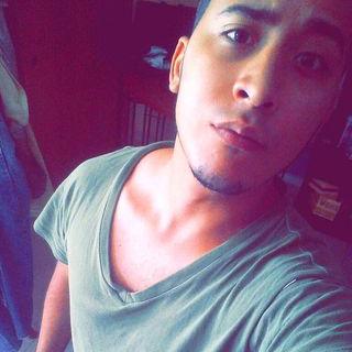 Profile Picture of Christopher Gallardo (@ChrisGllardo) on Twitter