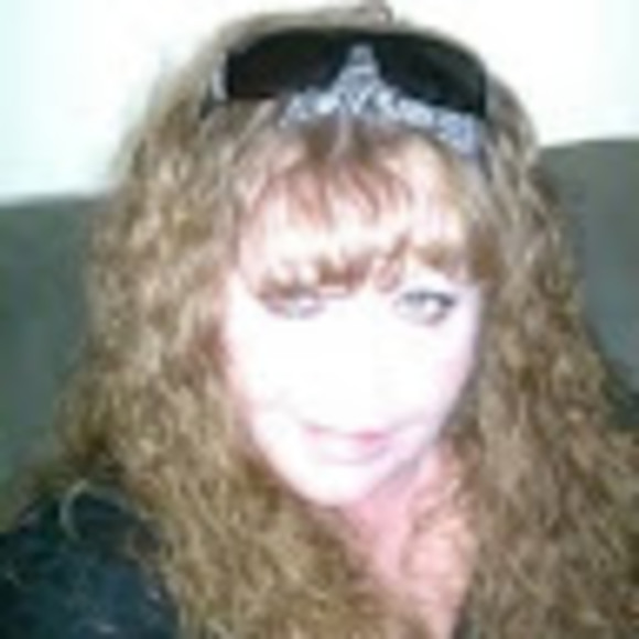 Profile Picture of Tammy Gamache (@t_gamache) on Poshmark