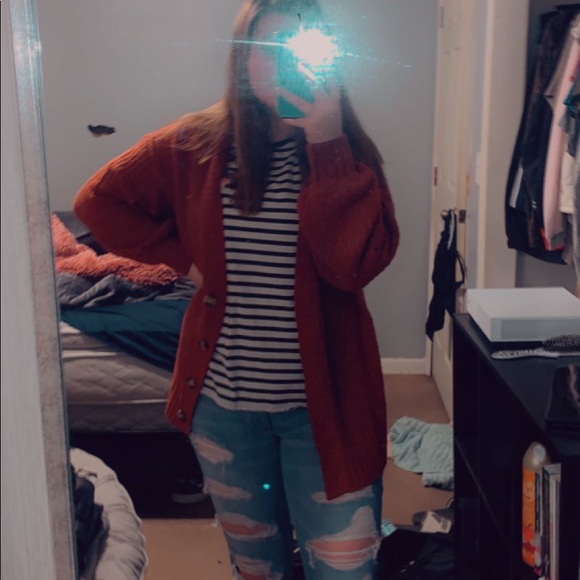 Profile Picture of Brooke Swift (@brookelynswift) on Poshmark