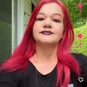 Profile Picture of shellygrall (@shellygrall) on Tiktok