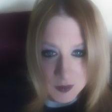 Profile Picture of Lori Bryan (@loribryan09) on Twitter