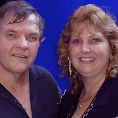 Profile Picture of Suzanne Valentine (@LiveOrDie_HIAHB) on Twitter