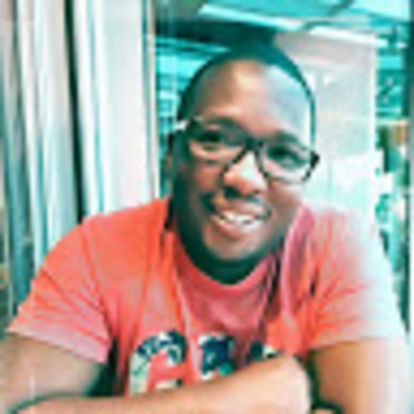 Profile Picture of Bereck Camara (@bereckcamara) on Poshmark