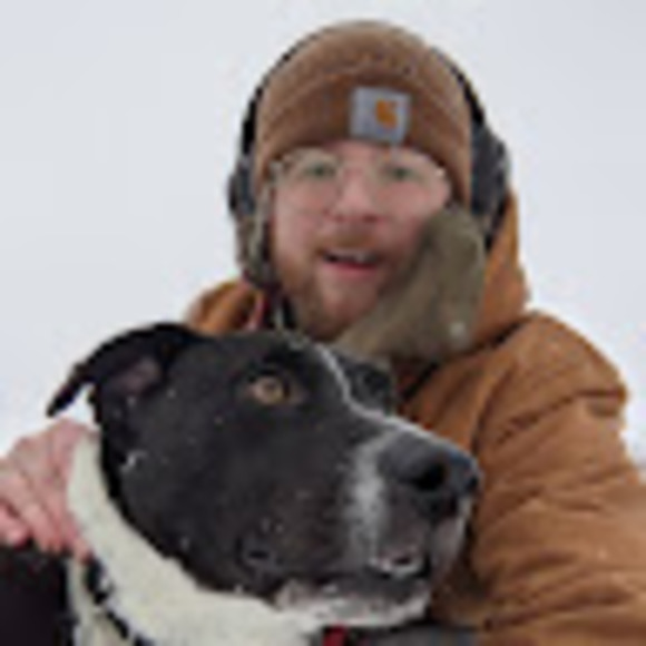 Profile Picture of Eric Balaz (@ericbalaz) on Poshmark