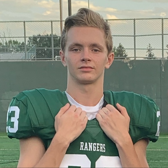 Profile Picture of Evan Van artsen (@youngeduardk) on Poshmark