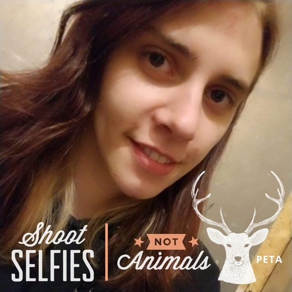 Kaylee Laumer - Poshmark Profile Picture of Kaylee Laumer (@laumerk907) on Poshmark