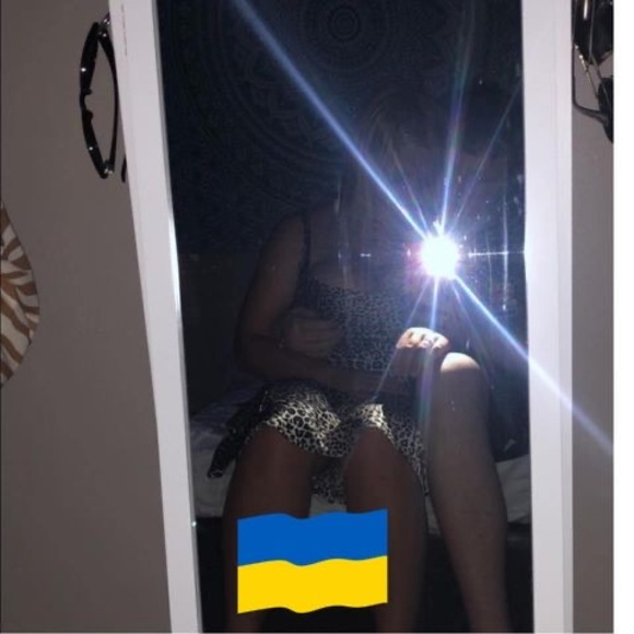 Profile Picture of Mia Keirnan (@miakeirnan) on Poshmark