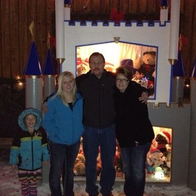 Profile Picture of Michele Knopp (@mknopp10) on Twitter