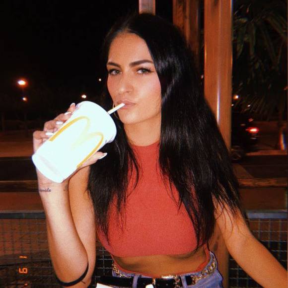 Profile Picture of Paula Adán ibañez (@paulaadani) on Poshmark