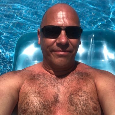 Profile Picture of Richard (@RichardHarber5) on Twitter