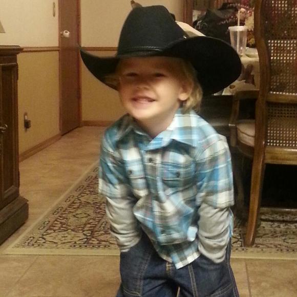 Profile Picture of Craig Eddins (@craige41) on Poshmark