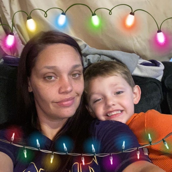 Profile Picture of Bobbi Webb (@bwebb1568) on Poshmark