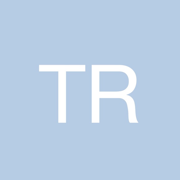 Profile Picture of Tricia Reisman (@2000pmr) on Poshmark