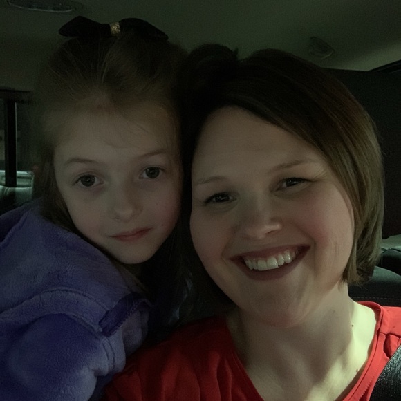 Profile Picture of Jenna Wintersteen (@jwintersteen) on Poshmark