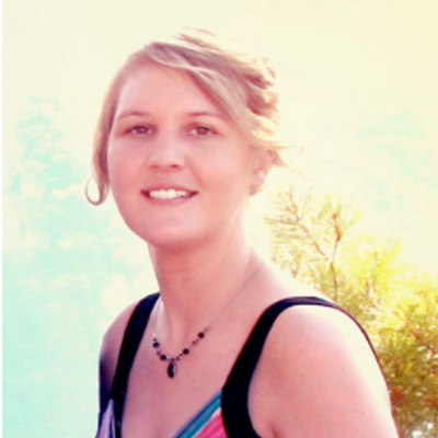 Profile Picture of Amanda Gallamore (@cr8tivewear) on Twitter