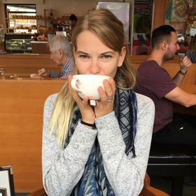 Profile Picture of Melissa Hiebert (@melbean133) on Pinterest
