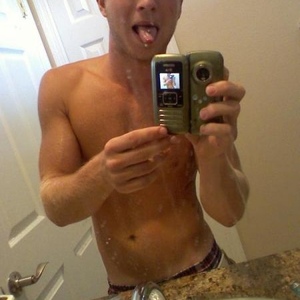 Profile Picture of John Schnaidt (@johnschnaidt) on Myspace