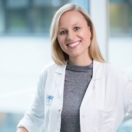 Profile Picture of Julia Binder (@JuliaBinder9) on Twitter