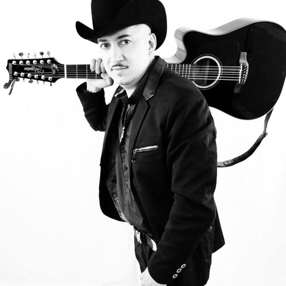 Profile Picture of Octavio Ramos limon (@elcompaberetta) on Poshmark