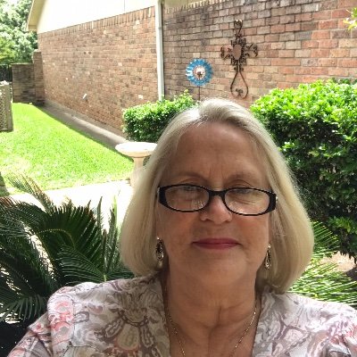 Profile Picture of Mary Cashion-Smith (@CashionSmith) on Twitter