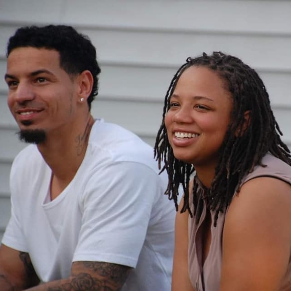 Profile Picture of Jamela Grays (@agrays1991) on Poshmark