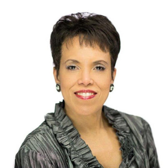 Profile Picture of Pamela Greenlee (@plew07) on Poshmark