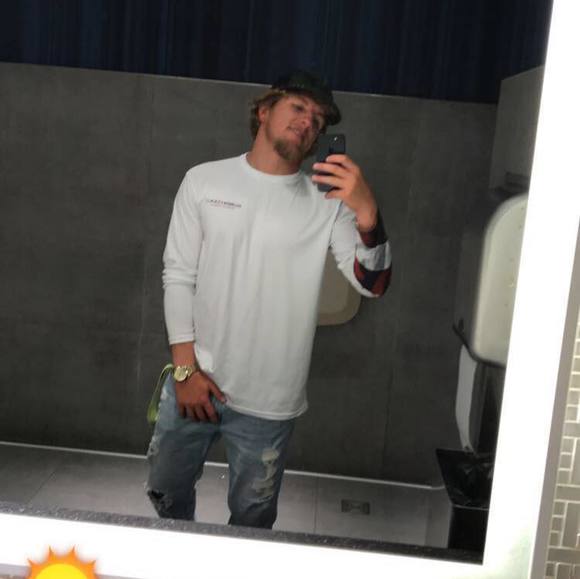 Profile Picture of Codey Maniates (@codeymaniates) on Poshmark