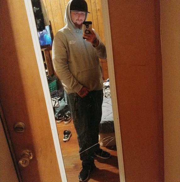 Profile Picture of Phillip Smith (@phillipsmith911) on Poshmark