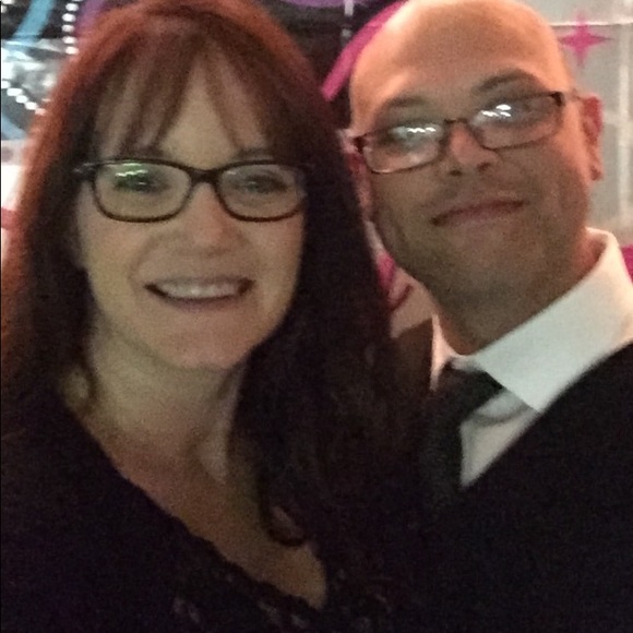 Profile Picture of Michael Waits (@michael_waits) on Poshmark