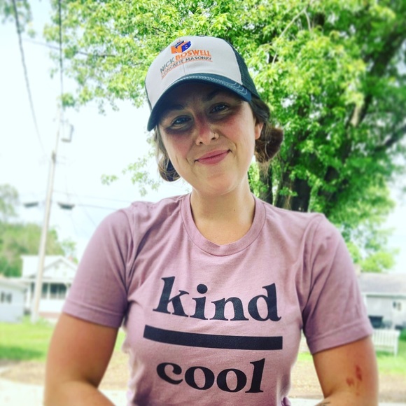Profile Picture of Rachel Lavalley (@lavallgal) on Poshmark