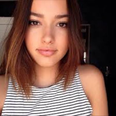 Profile Picture of Alexandra_les (@Alexandrales_) on Twitter
