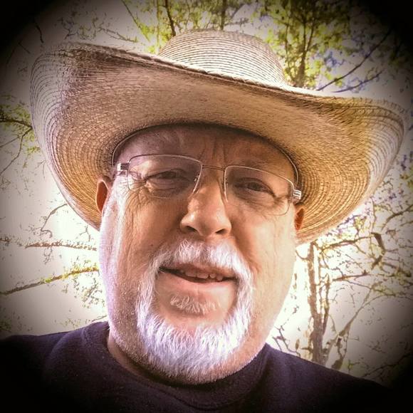 Profile Picture of D wendal Attig (@dwendal) on Poshmark