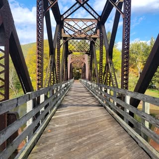 Profile Picture of Bob Sealy (@bobsealy) on Instagram