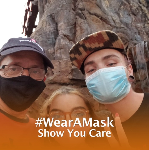 Profile Picture of Eric Koehne (@erickoehne) on Poshmark