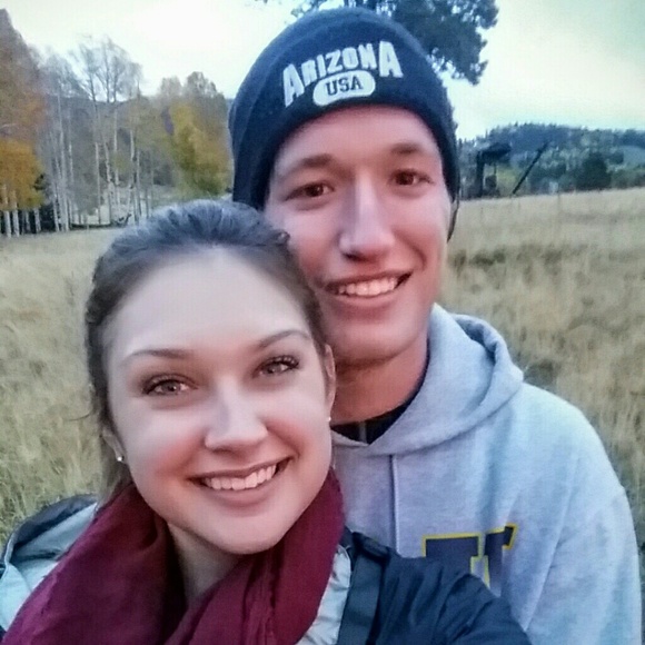 Profile Picture of Kylee Keffeler (@kylee_keffeler) on Poshmark