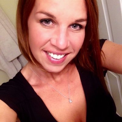 Profile Picture of Marie Henschler (@Mariehen12) on Twitter