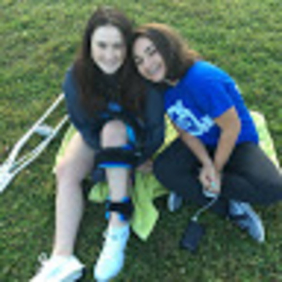 Profile Picture of Amaya Cozzy (@amcozzy03) on Poshmark