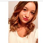 Profile Picture of Delphine (@delphine.richard) on Instagram