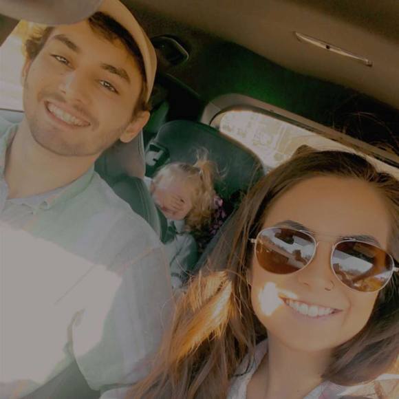 Profile Picture of Abby Chaszar (@abigailchaszar) on Poshmark