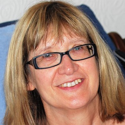 Profile Picture of Joanne Pullen (@JoannePullen1) on Twitter