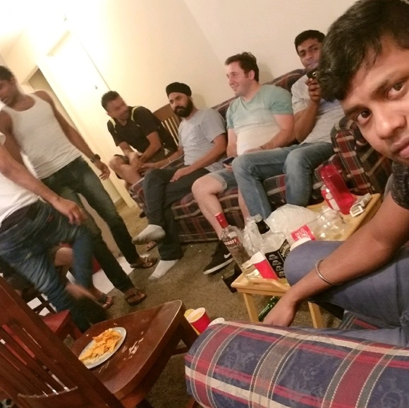 Profile Picture of Elumalai Rajendran (@elumalai) on Poshmark