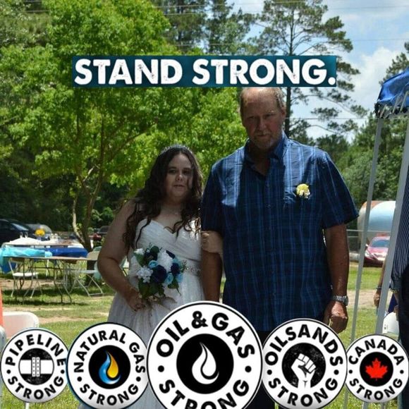 Profile Picture of Danielle Walker (@adw1105) on Poshmark