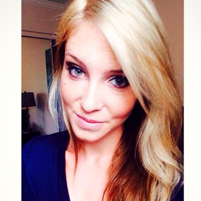 Profile Picture of Cassandra Lang (@Cass_Lang) on Twitter