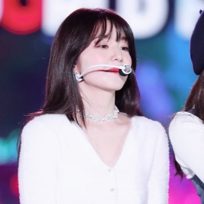 Profile Picture of Love Rene (@LoveRene0329) on Twitter
