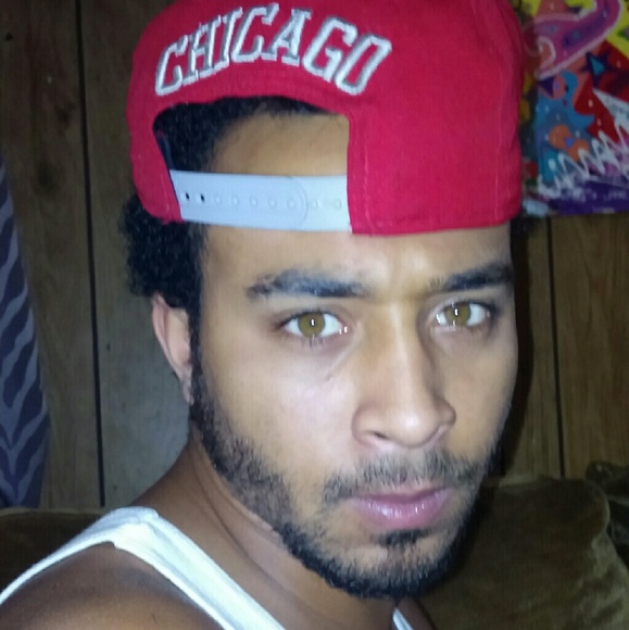 Profile Picture of Julian Harris (@longislandsux2) on Poshmark
