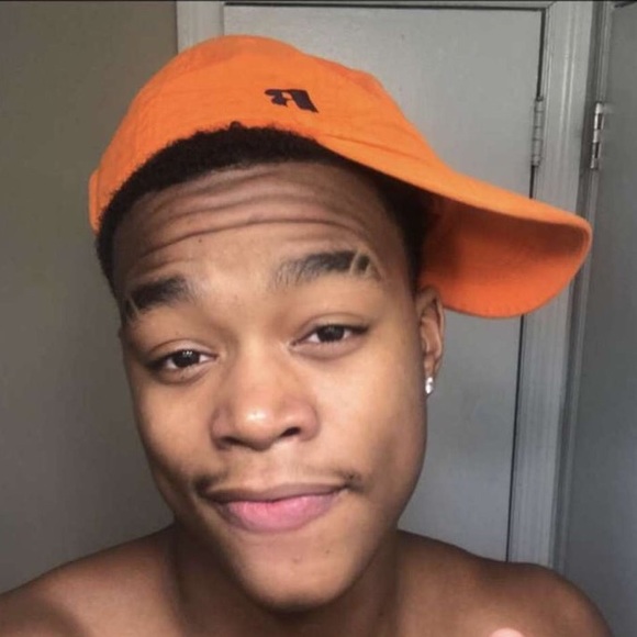 Profile Picture of Jimmie Snead (@jbopppp) on Poshmark