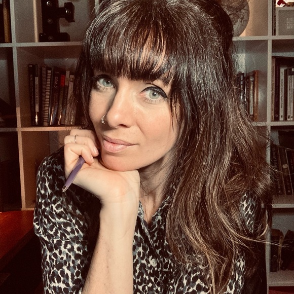 Profile Picture of Natae Feenstra (@nataefeenstra) on Poshmark