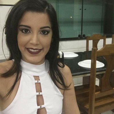Profile Picture of Paulinha Valle (@paula_do_valle) on Twitter