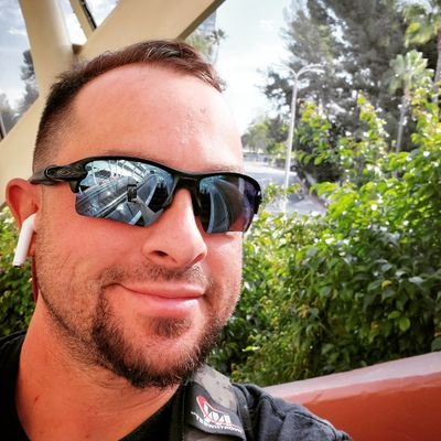 Profile Picture of Alex Katz (@thinkcurly) on Twitter