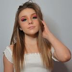 Profile Picture of Lauren || Dress Like Piper (@piperrockelleoutfits) on Instagram